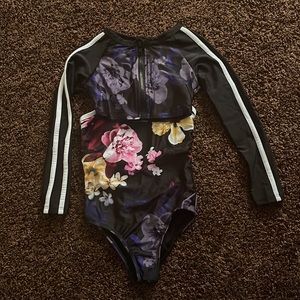Little girls swimsuit